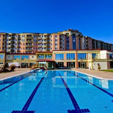 Club Luxus Apartman Διαμέρισμα *